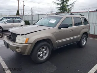 2005 Jeep Grand Cherokee Limited with VIN 1J4HR58235C594045, listed as a IAAI auction lot 41573374 with NaN miles. Bid and sale history available at carsss.com. Image 2.
