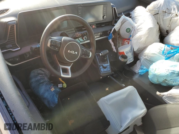 2024 Kia Sportage LX with VIN KNDPUCDF0R7251995, listed as a Copart auction lot 50586565 with Not Provided miles and Clean Title. Bid and sale history available at DreamBid. Image 8.