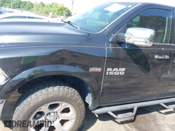 2016 Ram 1500 Laramie z VIN 1C6RR7NT4GS397534, wystawiony jako IAAI lot #42159199 z przebiegiem 120 322 mil mil oraz . Historia ofert i sprzedaży dostępna na DreamBid. Obrazek 6.