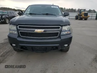 2011 Chevrolet Tahoe LT z VIN 1GNSKBE05BR258317, wystawiony jako Copart lot #54771685 z przebiegiem 214 722 mil mil oraz Szkoda całkowita • Salvage title. Historia ofert i sprzedaży dostępna na DreamBid. Obrazek 5.