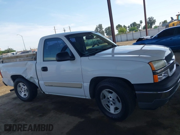 2005 Chevrolet Silverado 1500 Work Truck with VIN 1GCEC14V75Z152255, listed as a IAAI auction lot 42029731 with 270,545 mi miles. Bid and sale history available at carsss.com. Image 14.