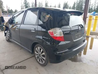 2013 Honda Fit Sport с VIN JHMGE8H59DC042068, выставлен на аукционе IAAI как лот 41803884 с пробегом 128 223 миль миль и . История ставок и продаж доступна на DreamBid. Изображение 3.