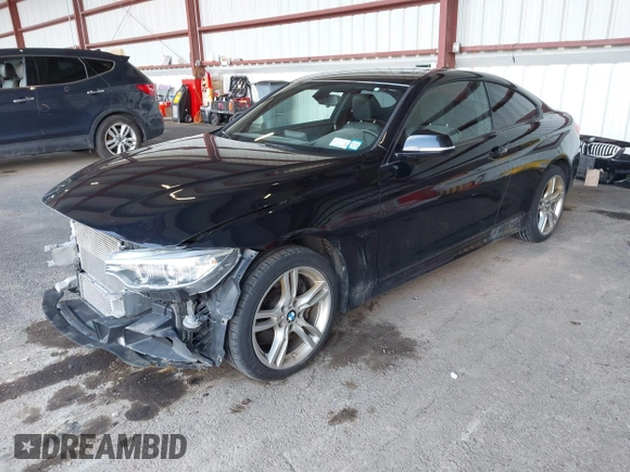 2015 BMW 4 Series 435i xDrive z VIN WBA3R5C54FK371292, wystawiony jako IAAI lot #41802908 z przebiegiem 105 737 mil mil oraz . Historia ofert i sprzedaży dostępna na DreamBid. Obrazek 18.