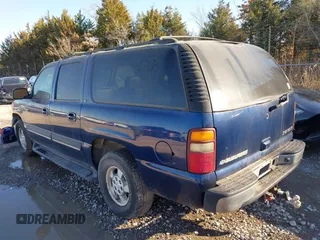 2002 Chevrolet Suburban LT z VIN 1GNEC16Z32J237983, wystawiony jako IAAI lot #41466060 z przebiegiem 260 343 mil mil oraz . Historia ofert i sprzedaży dostępna na DreamBid. Obrazek 3.