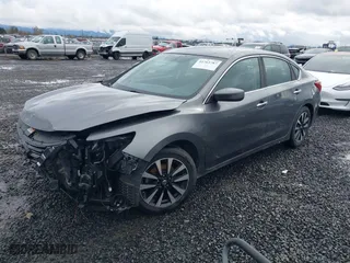 2018 Nissan Altima 2.5 S with VIN 1N4AL3AP9JC255566, listed as a IAAI auction lot 41765787 with 98,358 mi miles. Bid and sale history available at carsss.com. Image 18.
