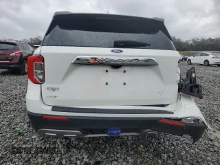 2024 Ford Explorer XLT with VIN 1FMSK7DH0RGA83277, listed as a Copart auction lot 47961435 with 7,448 mi miles and Salvage Title. Bid and sale history available at carsss.com. Image 6.