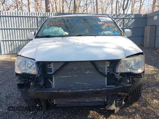 2015 Chrysler Town & Country Touring with VIN 2C4RC1BG4FR755536, listed as a IAAI auction lot 41769040 with 118,393 mi miles and . Bid and sale history available at DreamBid. Image 12.