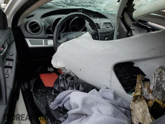 2013 Mazda 3 i Sport с VIN JM1BL1U88D1703464, выставлен на аукционе Copart как лот 56789865 с пробегом Не указан миль и Чистый • Clean title. История ставок и продаж доступна на DreamBid. Изображение 8.