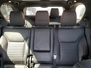2017 Land Rover Discovery HSE with VIN SALRRBBV6HA026666, listed as a Copart auction lot 50235175 with 137,885 mi miles and Clean Title. Bid and sale history available at DreamBid. Image 10.