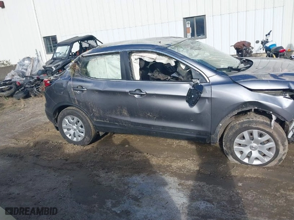 2020 Nissan Rogue Sport S with VIN JN1BJ1CW5LW389315, listed as a IAAI auction lot 40616492 with 1 mi miles. Bid and sale history available at carsss.com. Image 13.