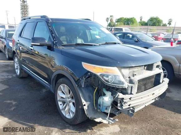 2015 Ford Explorer Limited with VIN 1FM5K7F8XFGA19897, listed as a IAAI auction lot 41960086 with 139,509 mi miles. Bid and sale history available at carsss.com. Image 1.