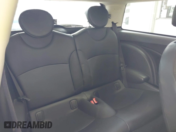 2012 MINI Hardtop with VIN WMWSU3C59CT541943, listed as a IAAI auction lot 42107901 with 139,230 mi miles and . Bid and sale history available at DreamBid. Image 8.
