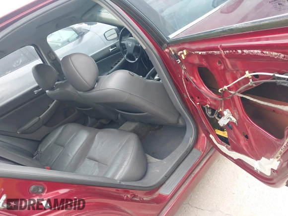 2006 Honda Accord EX-L с VIN 1HGCM56886A120998, выставлен на аукционе IAAI как лот 42329054 с пробегом 307 474 миль миль и . История ставок и продаж доступна на DreamBid. Изображение 8.
