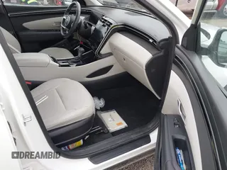 2023 Hyundai Tucson SEL with VIN 5NMJFCAE0PH197194, listed as a IAAI auction lot 42241030 with 17,764 mi miles and . Bid and sale history available at DreamBid. Image 5.