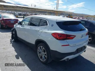 2020 BMW X2 sDrive28i with VIN WBXYH9C01L5P01913, listed as a IAAI auction lot 41591563 with 65,271 mi miles. Bid and sale history available at carsss.com. Image 3.