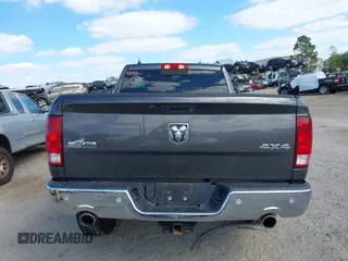 2018 Ram 1500 Harvest z VIN 1C6RR7GT2JS243442, wystawiony jako IAAI lot #40893024 z przebiegiem 78 825 mil mil oraz . Historia ofert i sprzedaży dostępna na DreamBid. Obrazek 16.