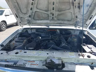 1997 Ford Ranger XLT with VIN 1FTCR10A9VUC16270, listed as a IAAI auction lot 41711036 with 172,726 mi miles. Bid and sale history available at carsss.com. Image 10.