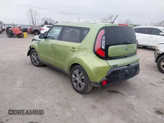 2016 Kia Soul + with VIN KNDJP3A58G7860743, listed as a IAAI auction lot 40966812 with 130,069 mi miles. Bid and sale history available at carsss.com. Image 3.