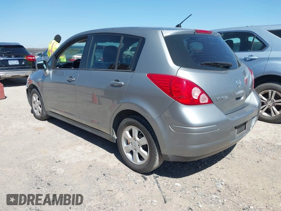 2008 Nissan Versa 1.8 S with VIN 3N1BC13E18L457592, listed as a IAAI auction lot 41816692 with 139,828 mi miles. Bid and sale history available at carsss.com. Image 3.