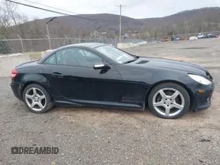 2008 Mercedes-Benz SLK 280 z VIN WDBWK54F48F186665, wystawiony jako IAAI lot #41231728 z przebiegiem 191 426 mil mil oraz . Historia ofert i sprzedaży dostępna na DreamBid. Obrazek 12.