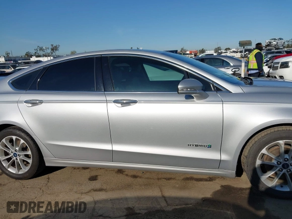 2019 Ford Fusion SEL with VIN 3FA6P0MU8KR148778, listed as a IAAI auction lot 41841745 with 182,074 mi miles and . Bid and sale history available at DreamBid. Image 14.