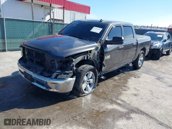 2017 Ram 1500 Big Horn z VIN 3C6RR7LT6HG522612, wystawiony jako IAAI lot #41761830 z przebiegiem 117 480 mil mil oraz . Historia ofert i sprzedaży dostępna na DreamBid. Obrazek 19.