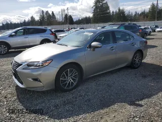 2017 Lexus ES with VIN 58ABK1GG6HU050292, listed as a Copart auction lot 49743895 with 76,025 mi miles and Salvage Title. Bid and sale history available at carsss.com. Image 1.