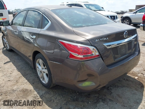 2015 Nissan Altima SV z VIN 1N4AL3AP3FC176546, wystawiony jako IAAI lot #42166808 z przebiegiem 129 203 mil mil oraz . Historia ofert i sprzedaży dostępna na DreamBid. Obrazek 3.