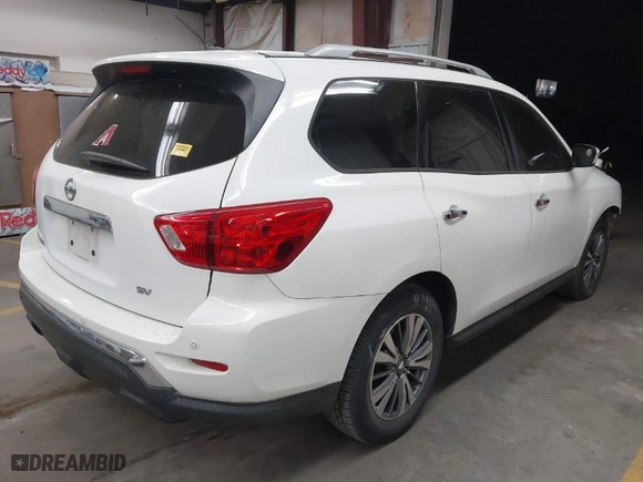 2017 Nissan Pathfinder S with VIN 5N1DR2MN5HC663871, listed as a IAAI auction lot 41746282 with 147,488 mi miles. Bid and sale history available at carsss.com. Image 4.