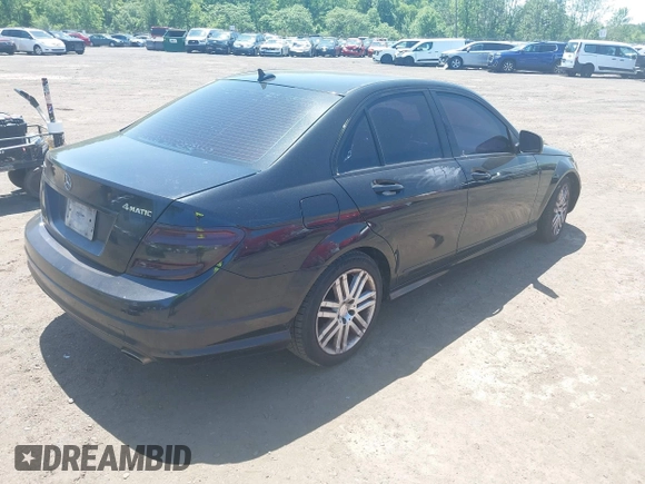 2008 Mercedes-Benz C 300 Sport with VIN WDDGF81X18F135302, listed as a IAAI auction lot 42309428 with 155,519 mi miles and . Bid and sale history available at DreamBid. Image 4.