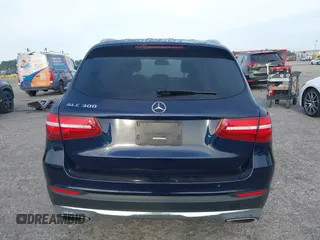 2018 Mercedes-Benz GLC with VIN WDC0G4JB4JV094465, listed as a IAAI auction lot 41869125 with 77,356 mi miles. Bid and sale history available at carsss.com. Image 17.