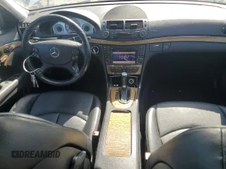 2009 Mercedes-Benz E Luxury 3.5L with VIN WDBUF87X19B402739, listed as a Copart auction lot 55672495 with 210,468 mi miles and Clean Title. Bid and sale history available at carsss.com. Image 8.