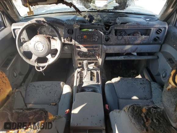 2007 Jeep Commander Sport with VIN 1J8HG48K67C650075, listed as a Copart auction lot 69755804 with 0 mi miles and Non Repairable. Bid and sale history available at carsss.com. Image 8.