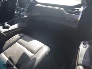 2019 Chevrolet Tahoe LT with VIN 1GNSKBKC6KR186865, listed as a IAAI auction lot 41801047 with 69,391 mi miles. Bid and sale history available at carsss.com. Image 5.