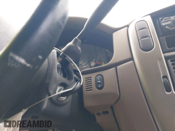 2003 Ford Explorer XLT с VIN 1FMDU63W83ZB08256, выставлен на аукционе IAAI как лот 42015597 с пробегом 248 856 миль миль и . История ставок и продаж доступна на DreamBid. Изображение 11.