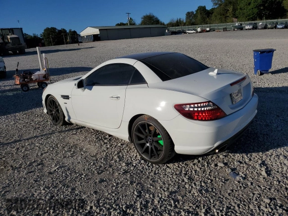 2014 Mercedes-Benz SLK-Class SLK 250 with VIN WDDPK4HA6EF095686, listed as a Copart auction lot 73607944 with 98,787 mi miles and Clean Title. Bid and sale history available at carsss.com. Image 2.
