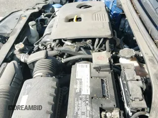 2017 Hyundai Elantra SE with VIN 5NPD84LF6HH153563, listed as a IAAI auction lot 42790434 with 22,256 mi miles and . Bid and sale history available at DreamBid. Image 19.