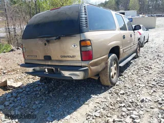 2005 Chevrolet Suburban LT with VIN 1GNEC16Z45J225720, listed as a IAAI auction lot 41896970 with 347,315 mi miles. Bid and sale history available at carsss.com. Image 4.