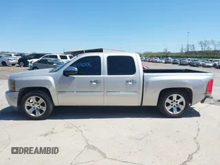 2010 Chevrolet Silverado 1500 LT with VIN 3GCRCSE07AG283691, listed as a IAAI auction lot 42036305 with 240,896 mi miles and . Bid and sale history available at DreamBid. Image 14.