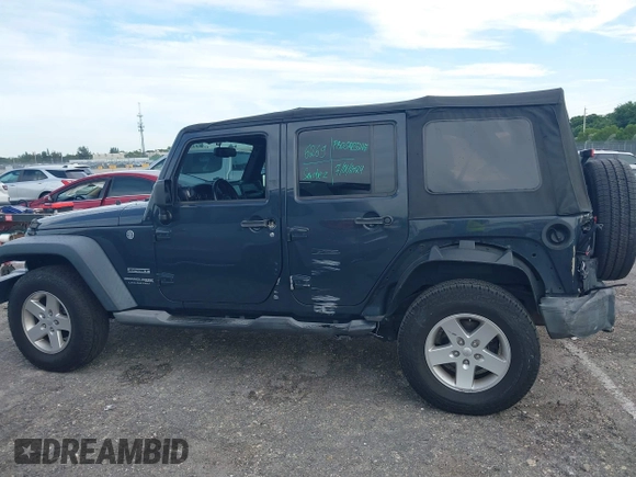 2018 Jeep Wrangler JK Unlimited Sport with VIN 1C4BJWDG5JL858936, listed as a IAAI auction lot 39953617 with 75,865 mi miles. Bid and sale history available at carsss.com. Image 14.