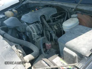 2005 Chevrolet Silverado 1500 LT with VIN 2GCEK13T551277184, listed as a IAAI auction lot 42028710 with Not provided miles and . Bid and sale history available at DreamBid. Image 18.