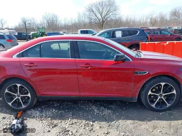 2014 Ford Taurus SHO with VIN 1FAHP2KT0EG123352, listed as a IAAI auction lot 41759502 with 161,467 mi miles. Bid and sale history available at carsss.com. Image 13.