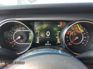 2021 Jeep Gladiator Mojave with VIN 1C6JJTEGXML578689, listed as a Copart auction lot 62963785 with 36,878 mi miles and Salvage title. Bid and sale history available at DreamBid. Image 9.