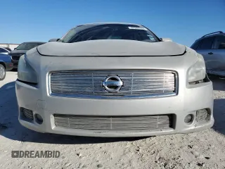 2010 Nissan Maxima SV with VIN 1N4AA5AP2AC802064, listed as a Copart auction lot 82380764 with 201,666 mi miles and Clean title. Bid and sale history available at DreamBid. Image 5.