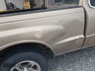 2003 Mazda B-Series 2WD Truck SE with VIN 4F4YR46VX3TM16294, listed as a IAAI auction lot 42034107 with 165,007 mi miles. Bid and sale history available at carsss.com. Image 6.