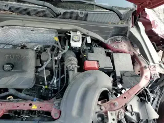 2021 Chevrolet TrailBlazer LT z VIN KL79MPSLXMB060693, wystawiony jako Copart lot #85274185 z przebiegiem 72 799 mil mil oraz Szkoda całkowita • Salvage title. Historia ofert i sprzedaży dostępna na DreamBid. Obrazek 14.