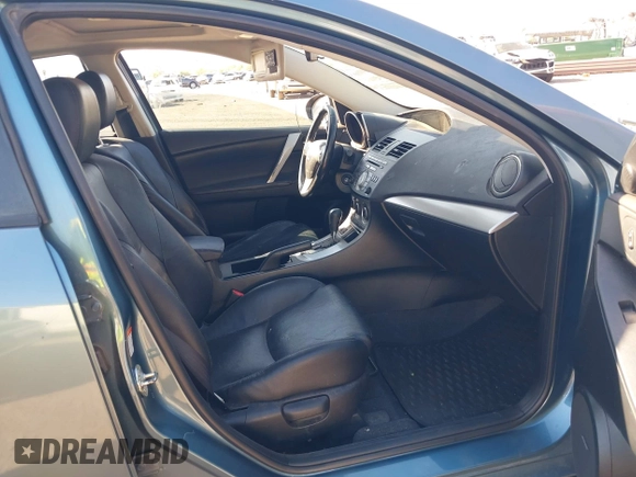 2010 Mazda 3 S Sport with VIN JM1BL1H65A1287927, listed as a IAAI auction lot 42565871 with 239,921 mi miles and . Bid and sale history available at DreamBid. Image 5.