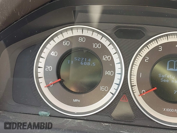 2013 Volvo XC70 3.2L with VIN YV4952BL7D1161583, listed as a IAAI auction lot 41893891 with 52,714 mi miles and . Bid and sale history available at DreamBid. Image 7.