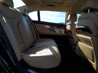 2022 BMW 7 Series with VIN WBA7U2C11NCJ22940, listed as a Copart auction lot 87848125 with 37,023 mi miles and Salvage title. Bid and sale history available at DreamBid. Image 10.