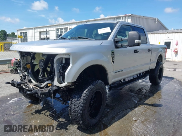 2019 Ford F-250 XL with VIN 1FT7W2BT9KEE35217, listed as a IAAI auction lot 42309355 with 196,739 mi miles and . Bid and sale history available at DreamBid. Image 19.